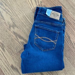 A&F low rise skinny jeans